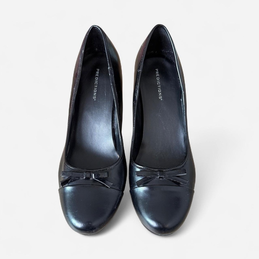 Black leather ballet heel pumps with bow